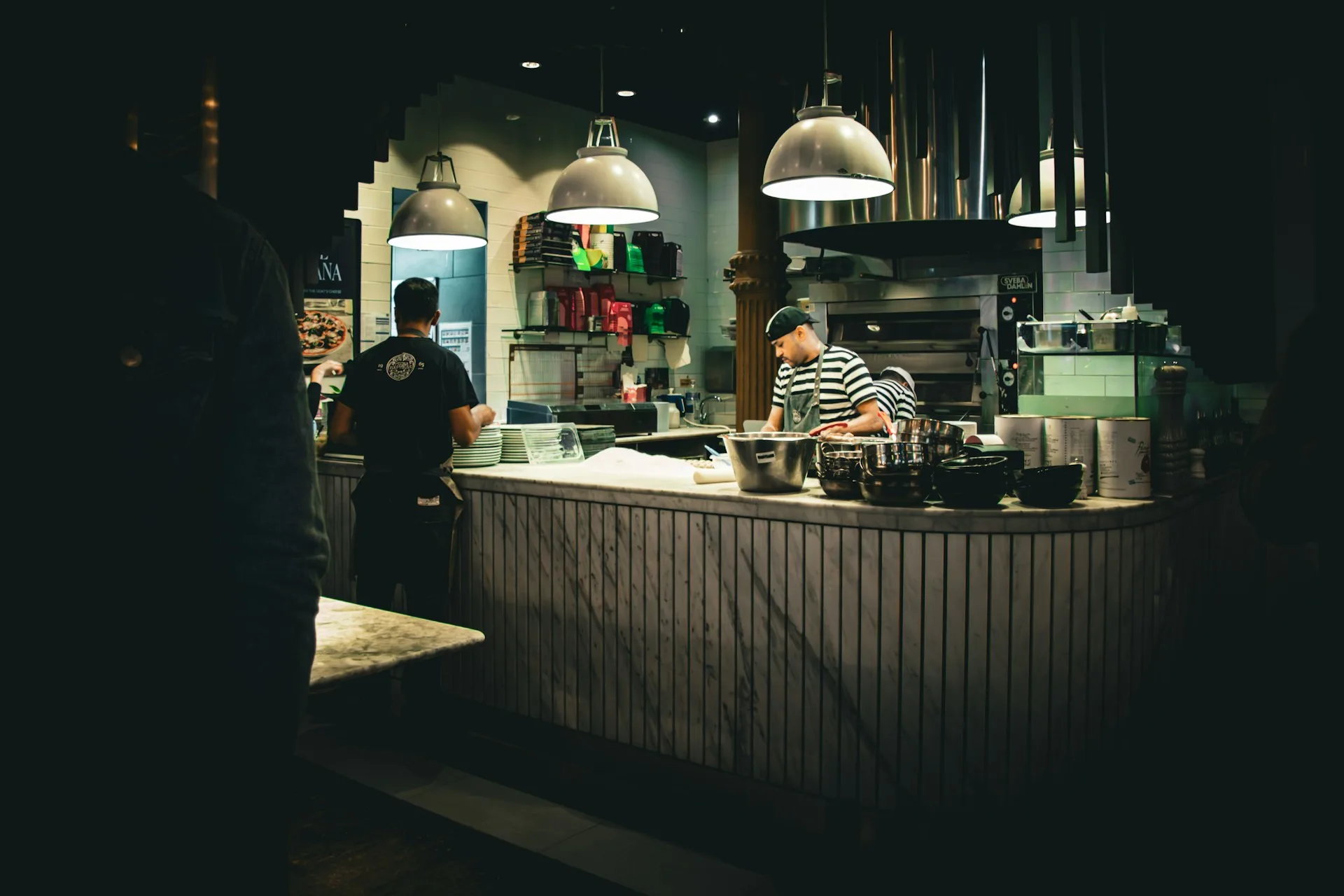 Cuisiniers en restaurant
